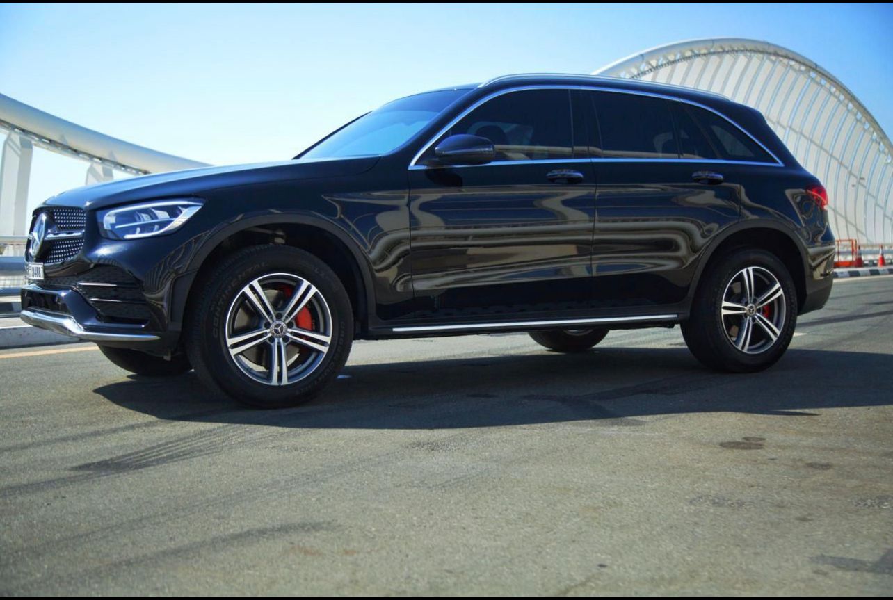 Mercedes GLC300 (2)